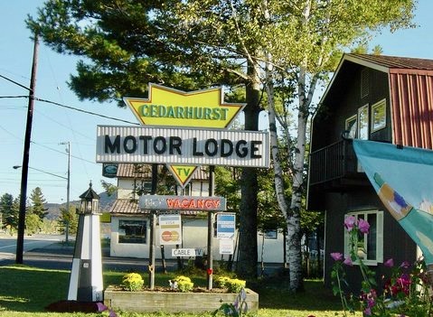 Cedarhurst Motor Lodge Sign
